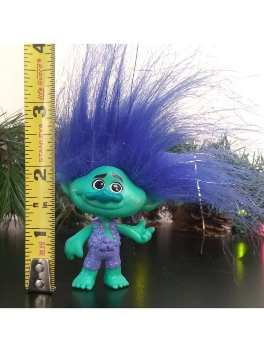 Hasbro DWA LLC Troll Green Glitter Blue Doll w/ Purple Outfit 4